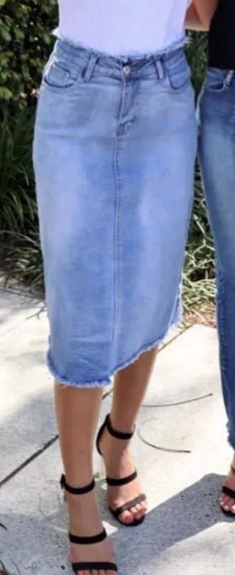 BEAU FRAYED DENIM MIDI SKIRT