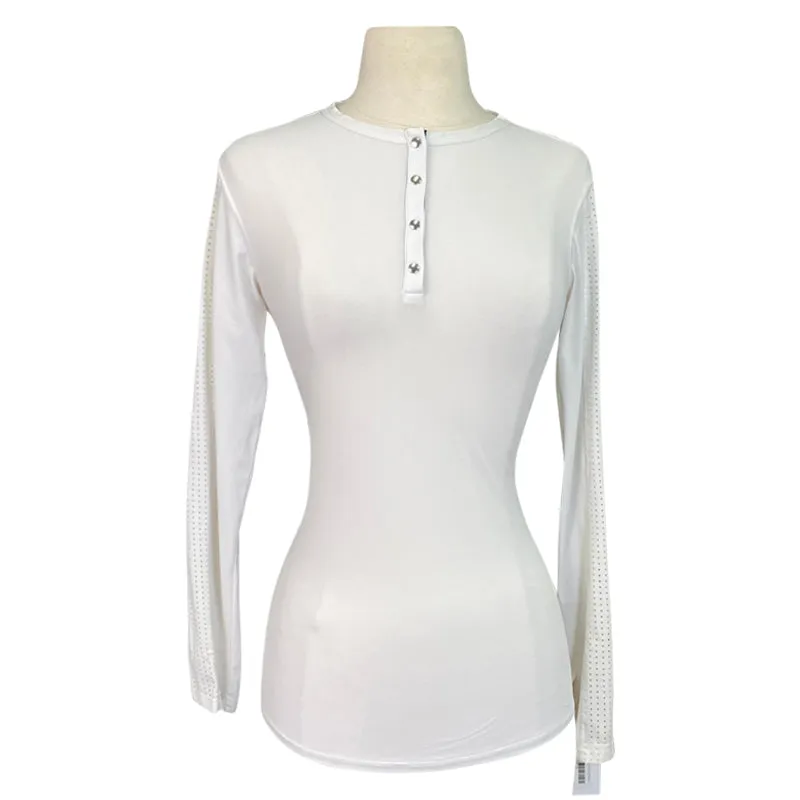 Callidae 'The Tech Practice' Long Sleeve Shirt in White - Women's Large
