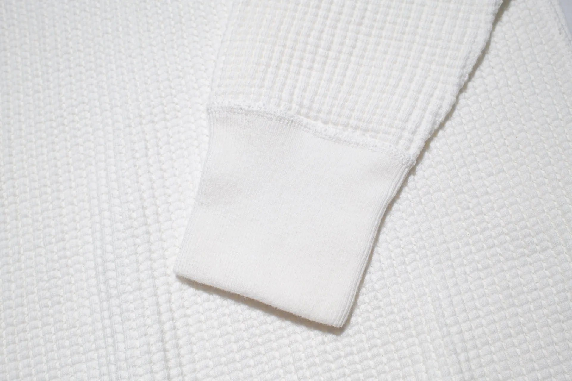 UES Ultra Heavyweight "Big Waffle" L/S Henley Thermal (Natural)